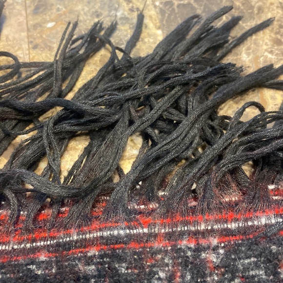 Scarf - Picture 4 of 5